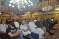  صور: لجنة تيسير الحج والعمرة بيافا تُنظم حفلاً لتوديع معتمري الربيع في مسجد المحمودية